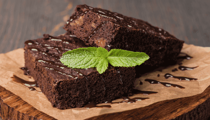 Surpreenda-se com delicioso bolo de chocolate com tâmaras